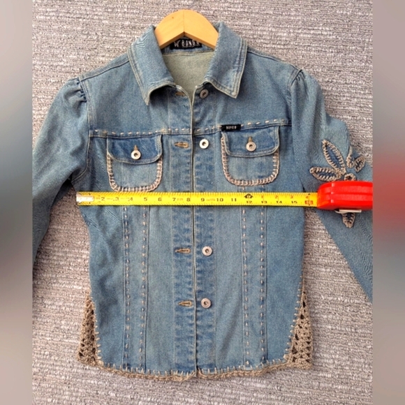 Vintage Bongo Womens (Small/3) Denim/Jean Jacket With Cream Crochet/Stitching - Picture 16 of 16